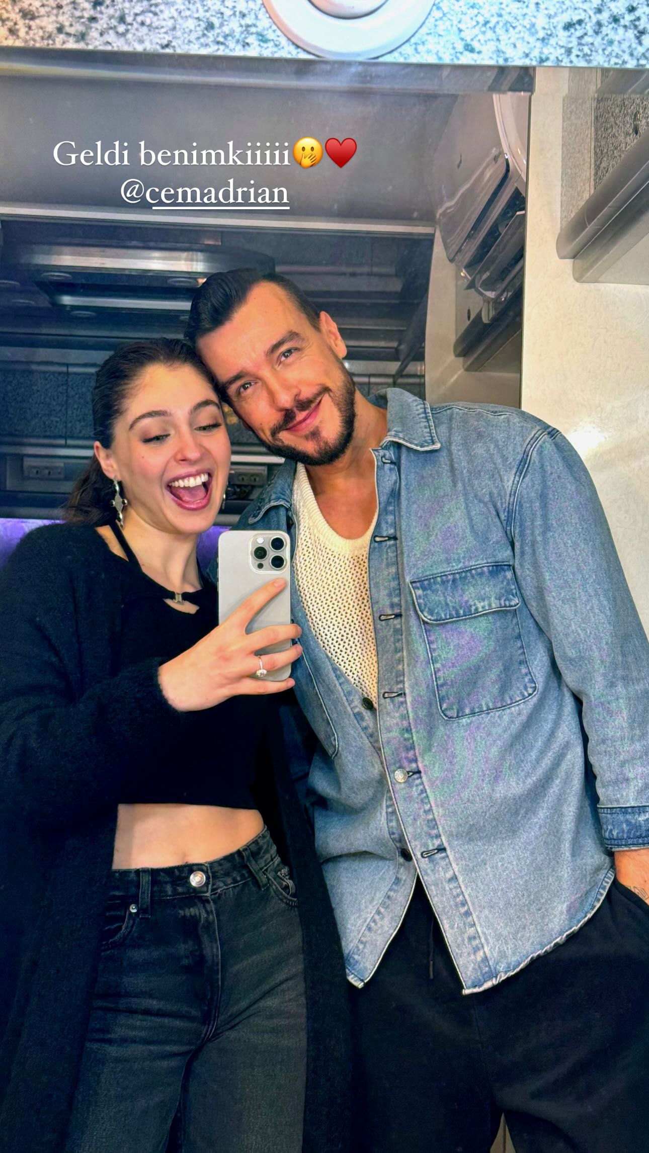 Leyla Dizisi ve Cem Adrian'ın Set Ziyareti